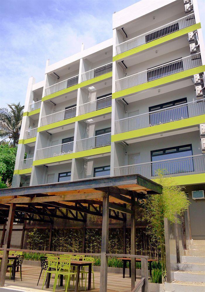 Luxeview Hotel Balabag  Ngoại thất bức ảnh
