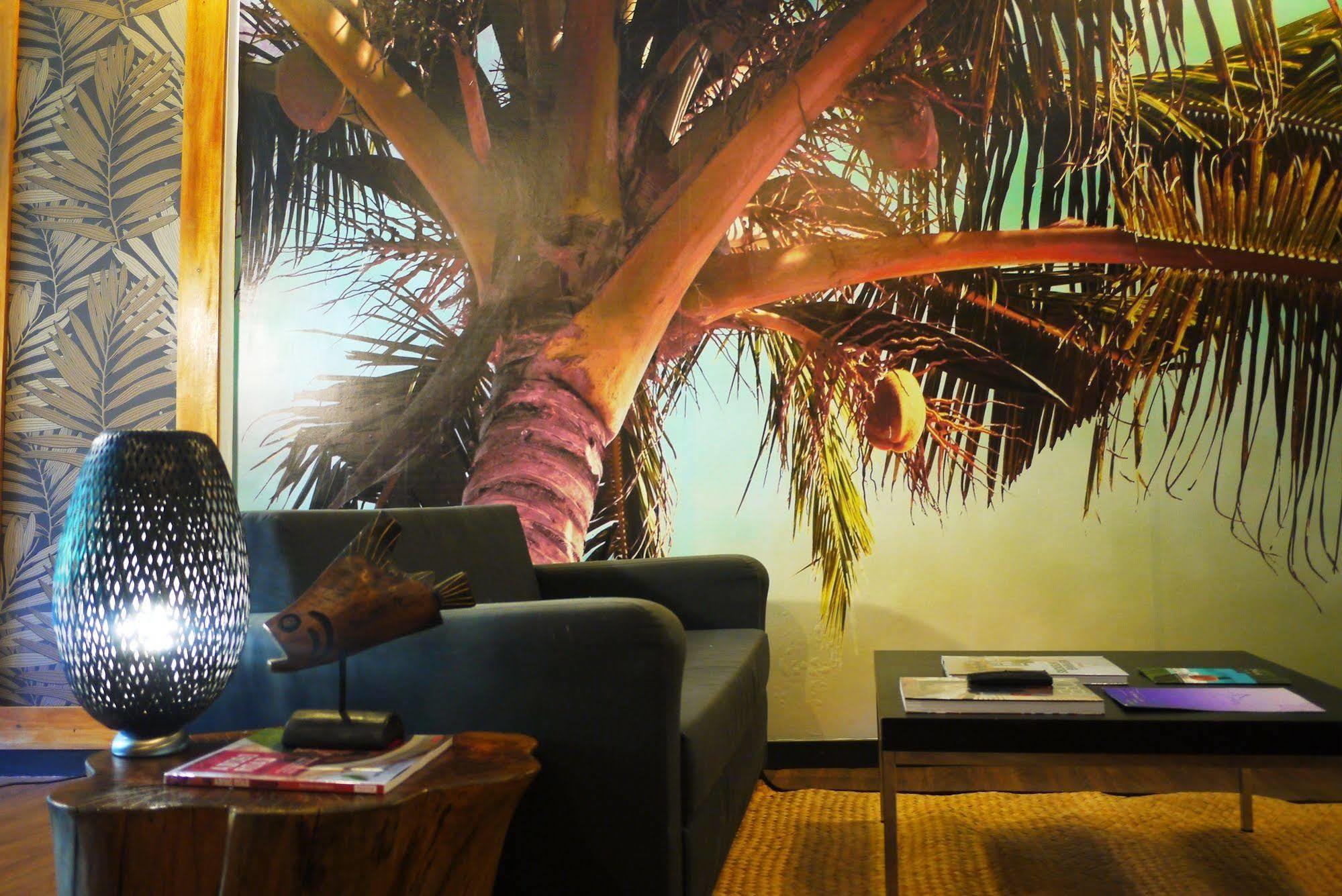 Luxeview Hotel Balabag  Ngoại thất bức ảnh