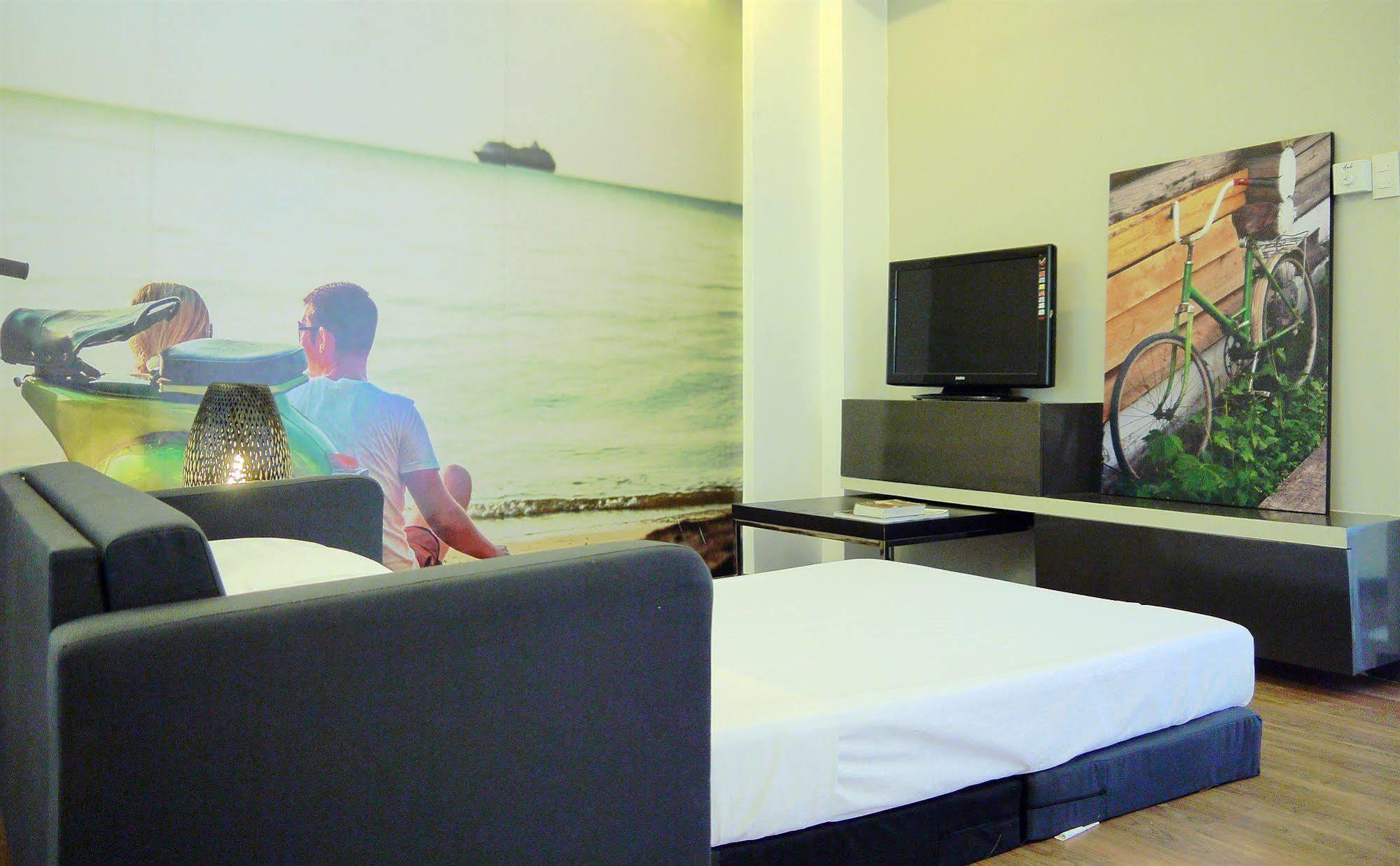 Luxeview Hotel Balabag  Ngoại thất bức ảnh
